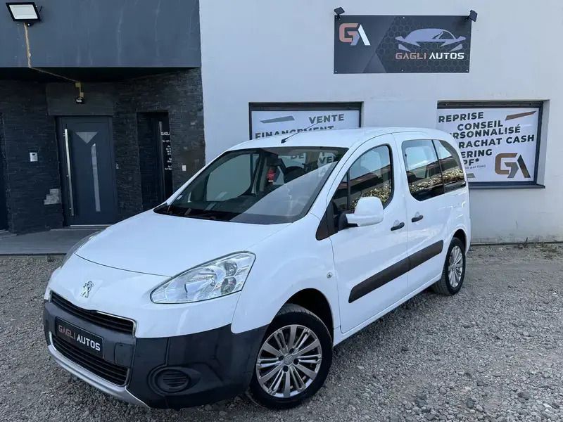 Blanc Utilisé 2015 Peugeot Partner Active Monospace | 9 999 € (Prix juste) - Image 1/4