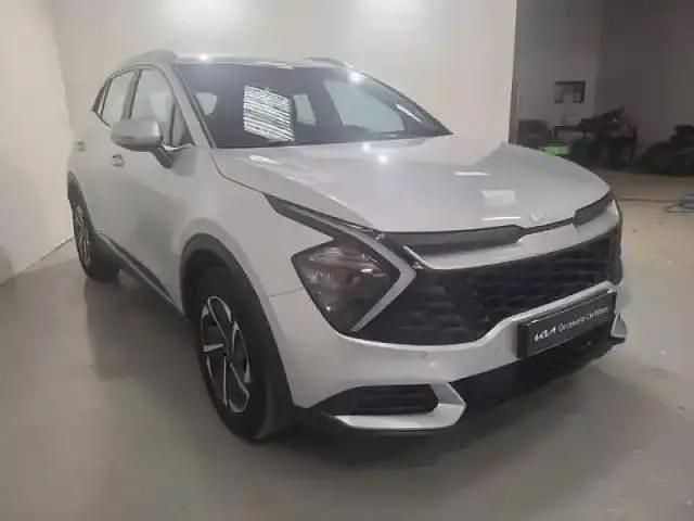 Gris Utilisé 2024 Kia Sportage Active SUV | 26 990 € (Super prix) - Image 1/4