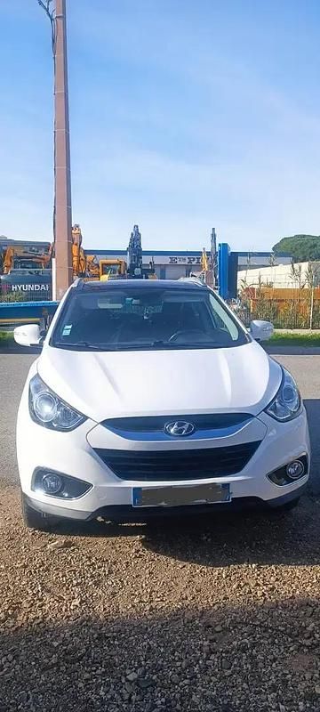 Blanc Occasion 2011 Hyundai ix35 Edition SUV | 6 700 € (Bon prix) - Image 1/4