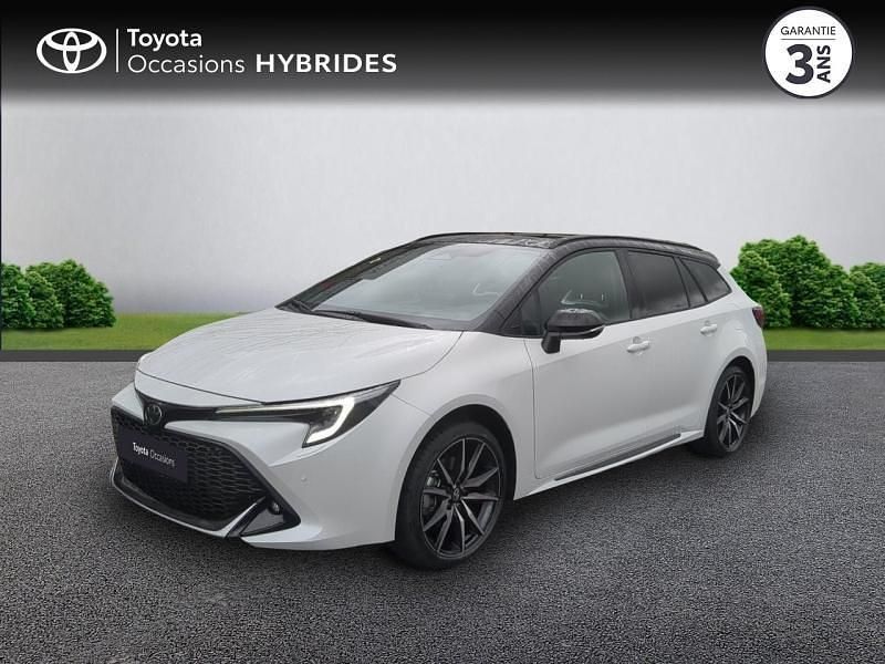 Blanc lunaire nacré biton Utilisé 2025 Toyota Corolla Sport Break | 36 990 € (Prix cher) - Image 1/4