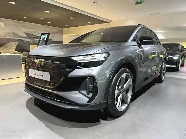 Occasion Audi Q4 e-tron S-Line 209 kW (285 ch) 2024 Gris SUV