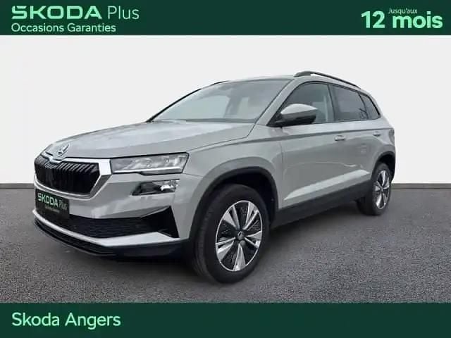 Gris perle Utilisé 2023 Skoda Karoq SUV | 25 990 € (Super prix) - Image 1/4