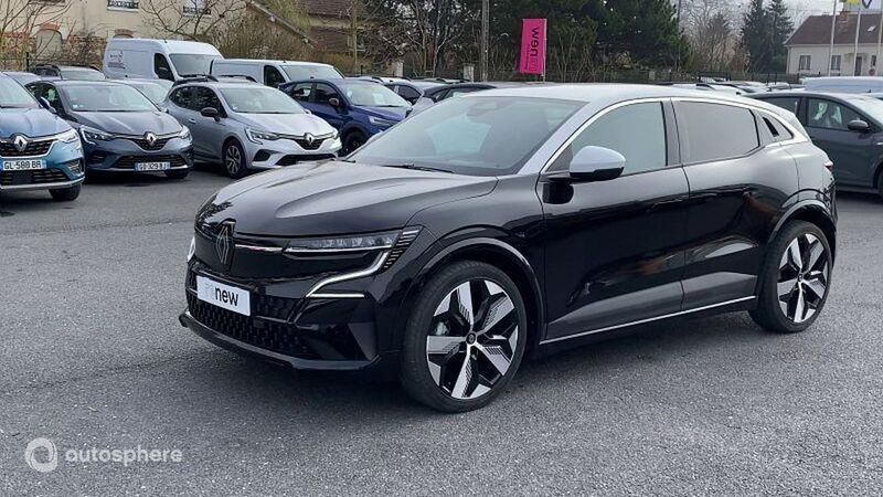 Noir étoilé / toit blanc glacier Utilisé 2022 Renault Mégane Techno SUV | 25 999 € (Prix juste) - Image 1/4