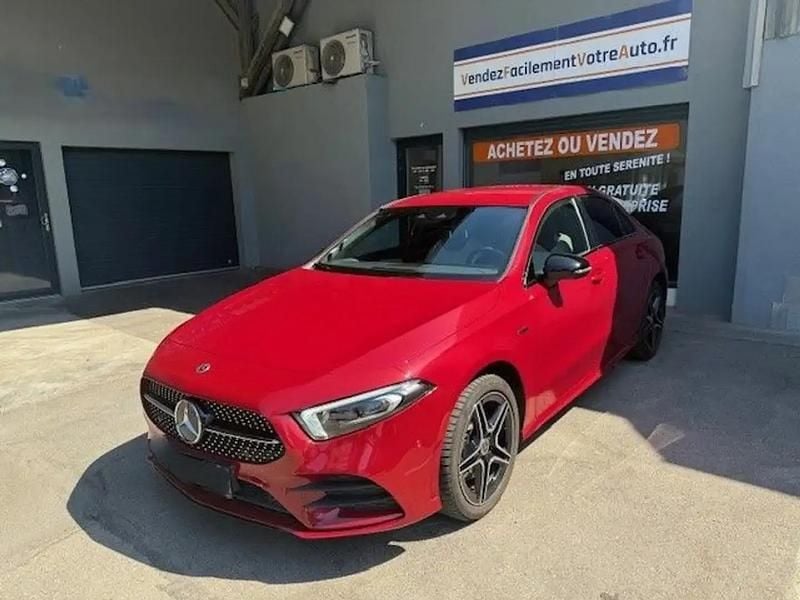 Rouge Occasion 2020 Mercedes A250 AMG line Berline | 27 490 € (Prix juste) - Image 1/4