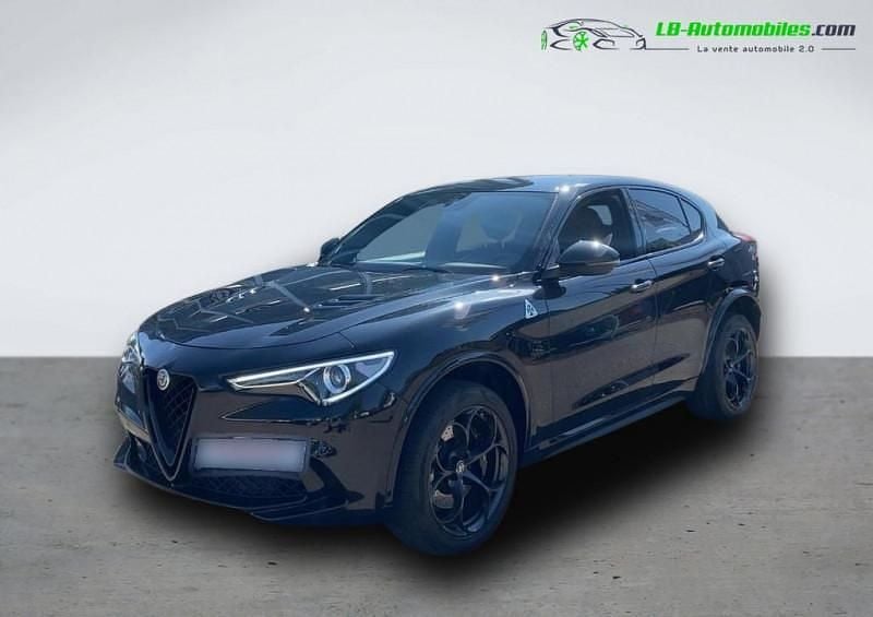 Utilisé 2021 Alfa Romeo Stelvio SUV | 64 300 € (Prix juste) - Image 1/4