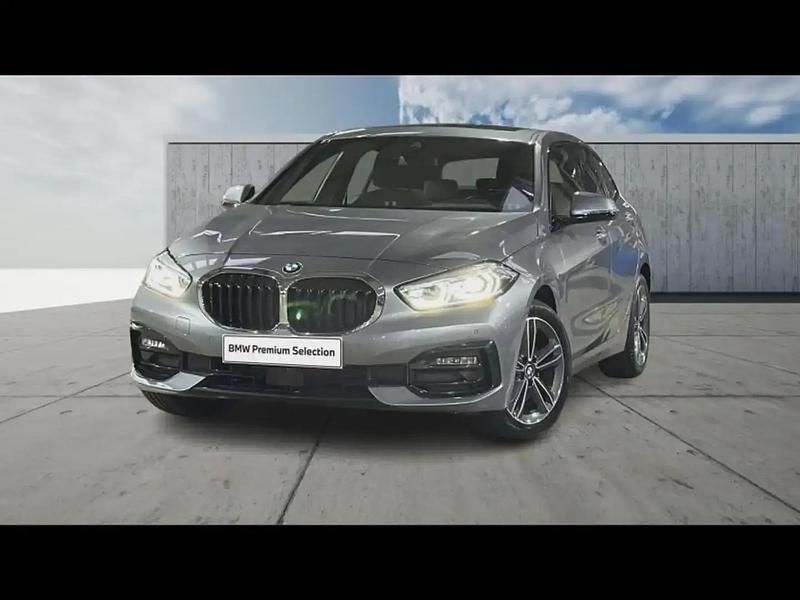 Noir Occasion 2022 BMW 116 Sport Line Citadine | 24 900 € (Prix juste) - Image 1/4