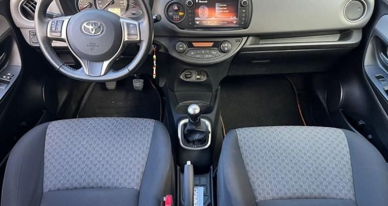 Occasion Toyota Yaris 69 ch (50 kW) 2015 Beige Citadine
