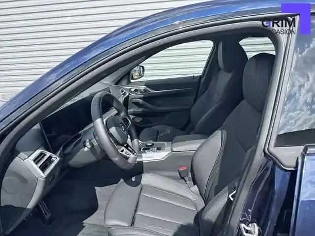Occasion BMW i4 M Sport 294 kW (401 ch) 2025 Bmw individual tanzanite blau metallise Berline