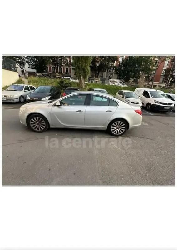 Image 2/4