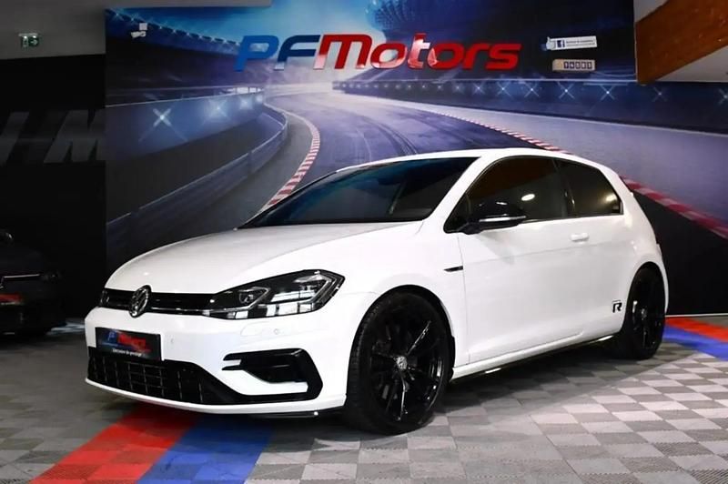 Blanc Utilisé 2017 VW Golf VII Citadine | 29 990 € (Prix assez cher) - Image 1/4