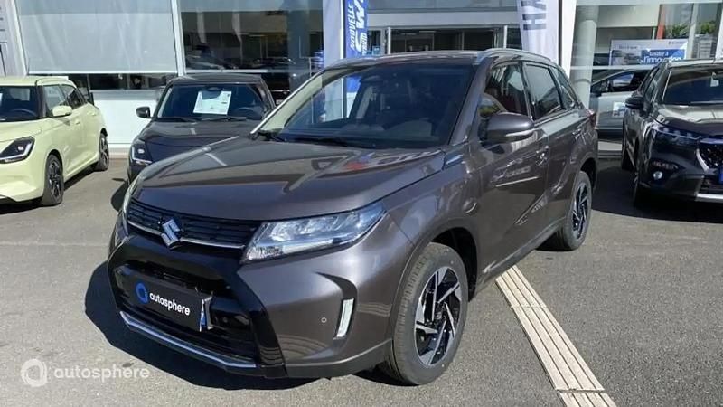 Gris Utilisé 2025 Suzuki Vitara Style SUV | 23 790 € (Prix juste) - Image 1/4