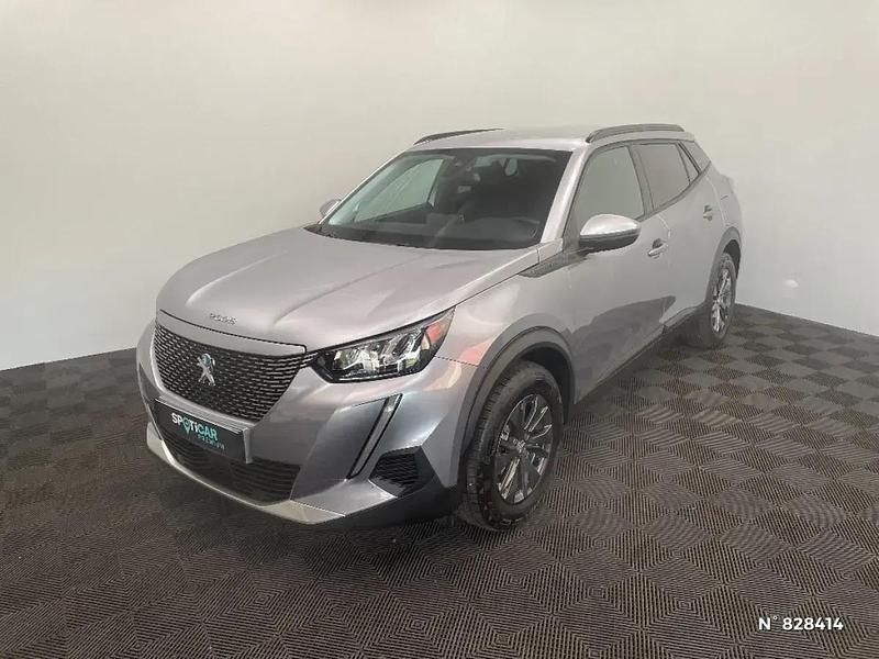 Gris Utilisé 2021 Peugeot e-2008 Style SUV | 16 480 € (Prix juste) - Image 1/4