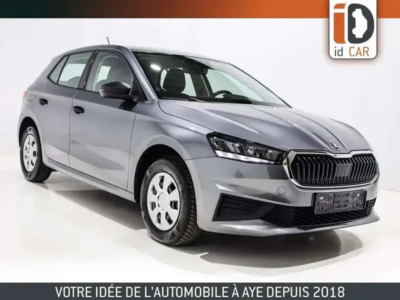 Gris Utilisé 2024 Skoda Fabia Berline | 17 490 € (Prix juste) - Image 1/4