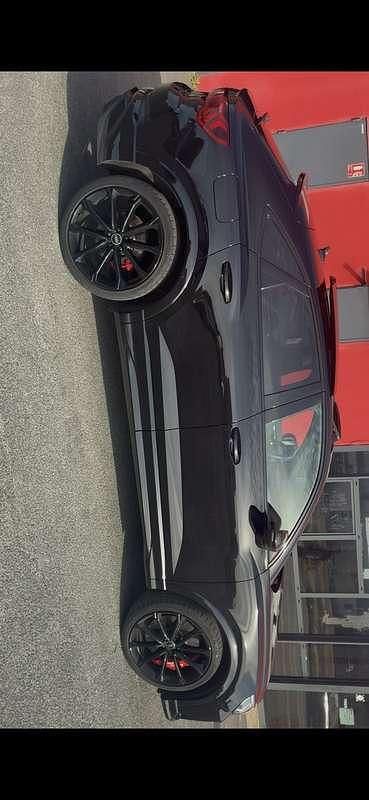 Image 3/4