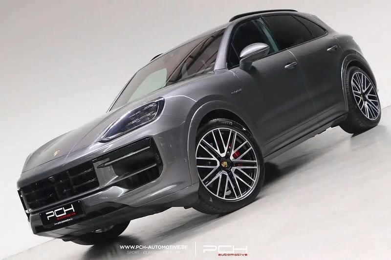 Gris Utilisé 2024 Porsche Cayenne S E-Hybrid SUV | 129 999 € - Image 1/4