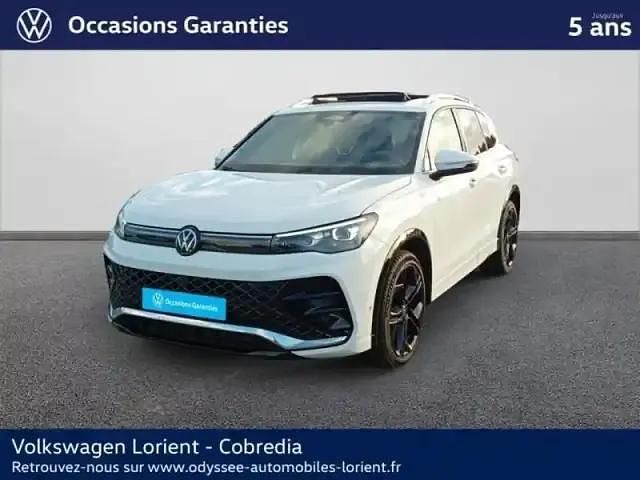 Blanc pur Utilisé 2024 VW Tiguan R-line SUV | 41 990 € - Image 1/4
