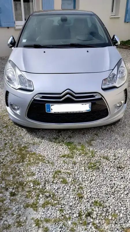 Image 2/4