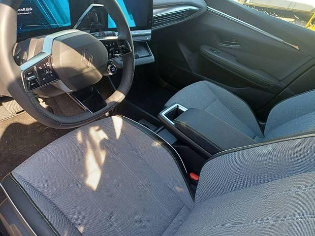 Noir Utilisé 2025 Renault Mégane Techno | 36 600 € (Prix cher) - Image 1/3