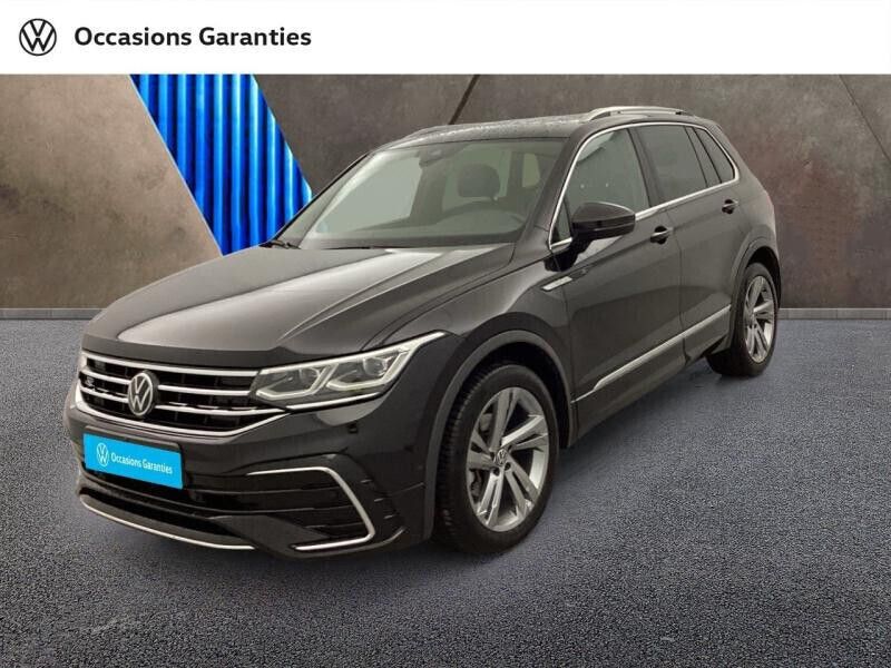Noir intense nacrée Utilisé 2022 VW Tiguan Exclusive SUV | 35 900 € (Prix cher) - Image 1/4