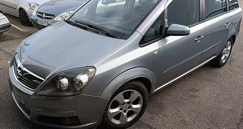 Occasion Opel Zafira 106 ch (77 kW) 2005 Gris Monospace
