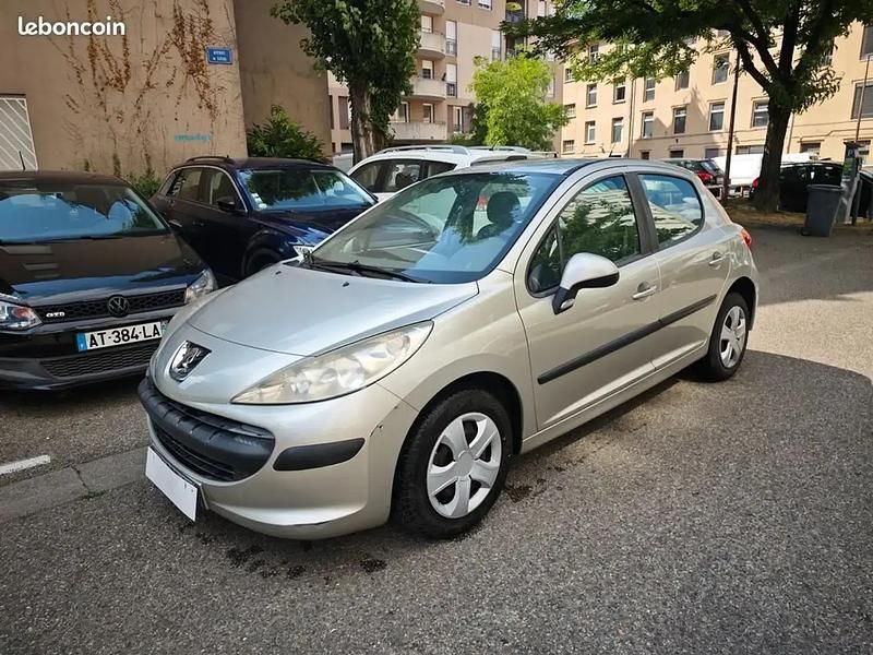 Gris Utilisé 2006 Peugeot 207 Berline | 3 690 € (Prix juste) - Image 1/4
