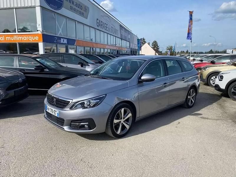 Gris Utilisé 2019 Peugeot 308 Allure Break | 12 980 € (Prix juste) - Image 1/4
