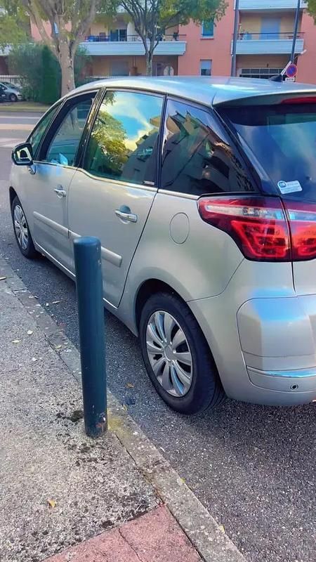 Utilisé 2011 Citroën C4 Picasso Exclusive Monospace | 4 660 € (Prix juste) - Image 1/4