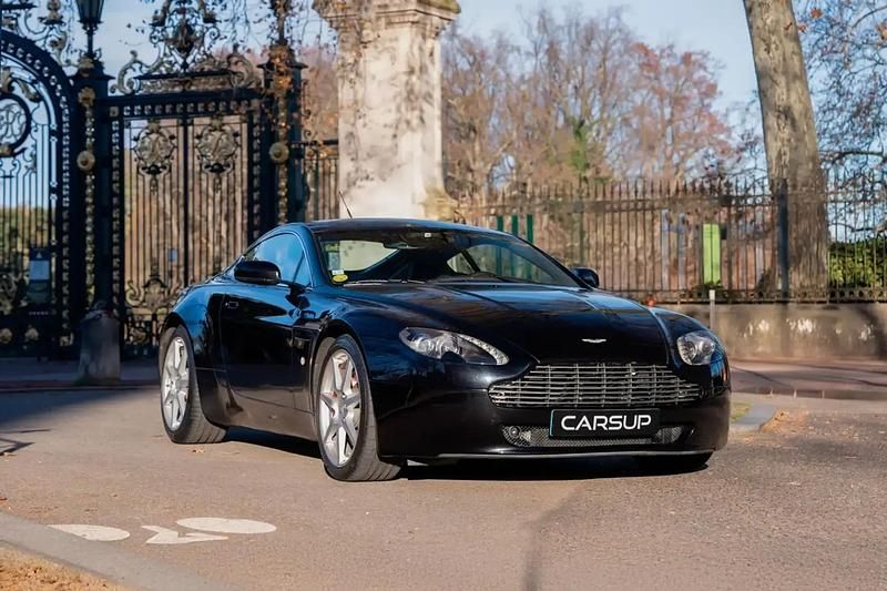 Noir Utilisé 2006 Aston Martin V8 Vantage Coupé | 58 000 € (Prix assez cher) - Image 1/4