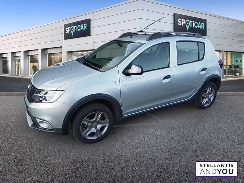Utilisé 2019 Dacia Sandero Stepway Citadine | 13 490 € (Prix juste) - Image 1/4