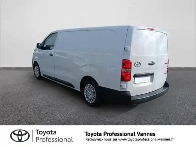 Occasion Toyota Proace 100 kW (136 ch) 2024 Couleurs spéciales Monospace