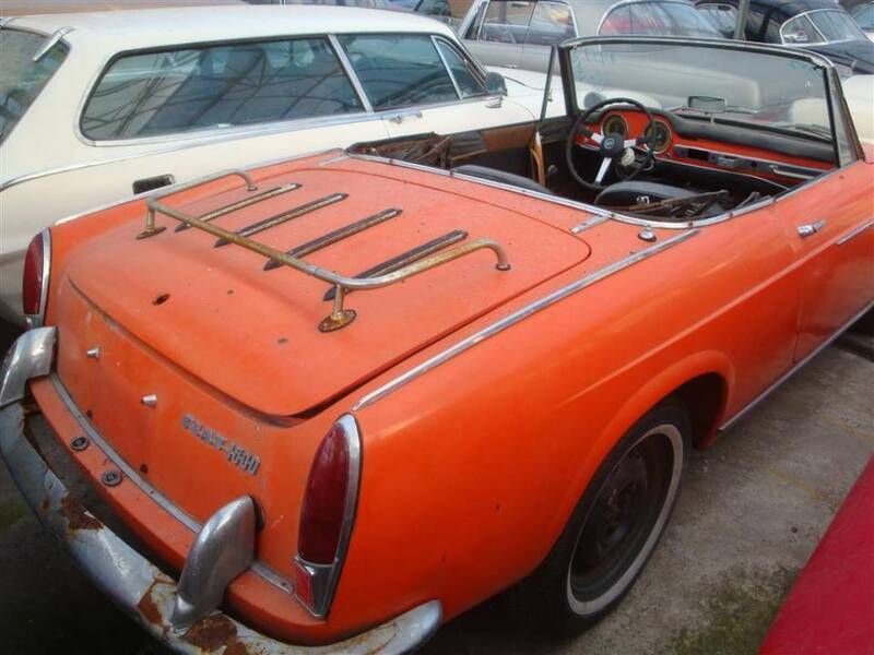 Rouge Utilisé 1967 Fiat 1500 Cabriolet | 9 650 € - Image 1/4