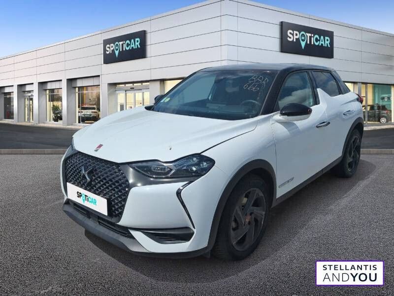 Blanc Utilisé 2022 DS Automobiles DS3 Crossback Performance Line Plus SUV | 22 790 € (Prix assez cher) - Image 1/4