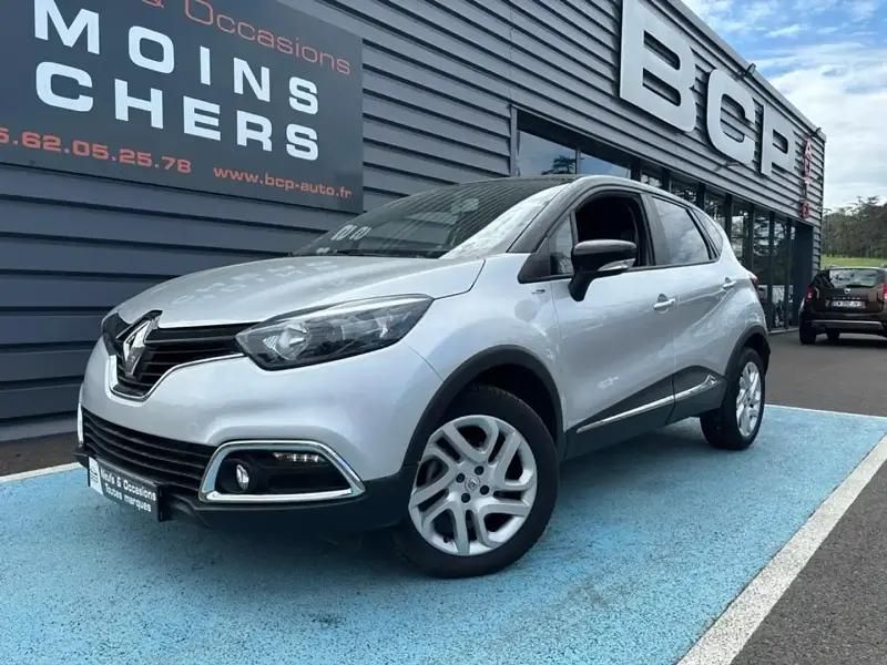 Gris Utilisé 2017 Renault Captur SUV | 11 990 € (Prix juste) - Image 1/4