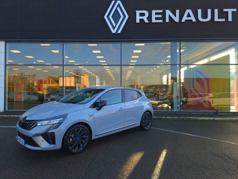 Utilisé 2024 Renault Clio V Esprit Alpine Citadine | 26 590 € (Prix cher) - Image 1/4