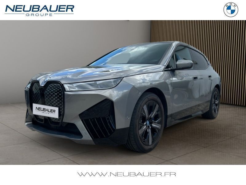 Oxidgrau métallisé Utilisé 2023 BMW iX3 Comfort Edition SUV | 65 900 € (Prix cher) - Image 1/4