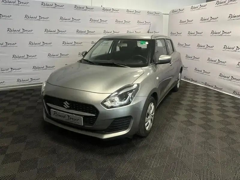 Utilisé 2023 Suzuki Swift Berline | 12 490 € (Bon prix) - Image 1/4