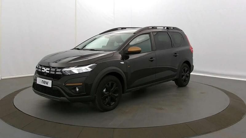 Noir Utilisé 2025 Dacia Jogger Extreme Monospace | 26 590 € - Image 1/4
