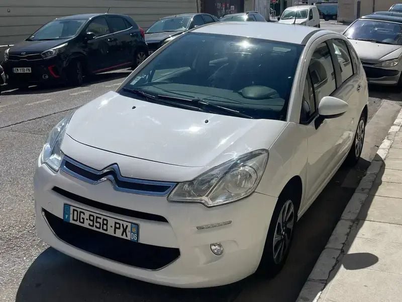 Blanc Utilisé 2014 Citroën C3 Business Class Citadine | 6 000 € (Bon prix) - Image 1/4