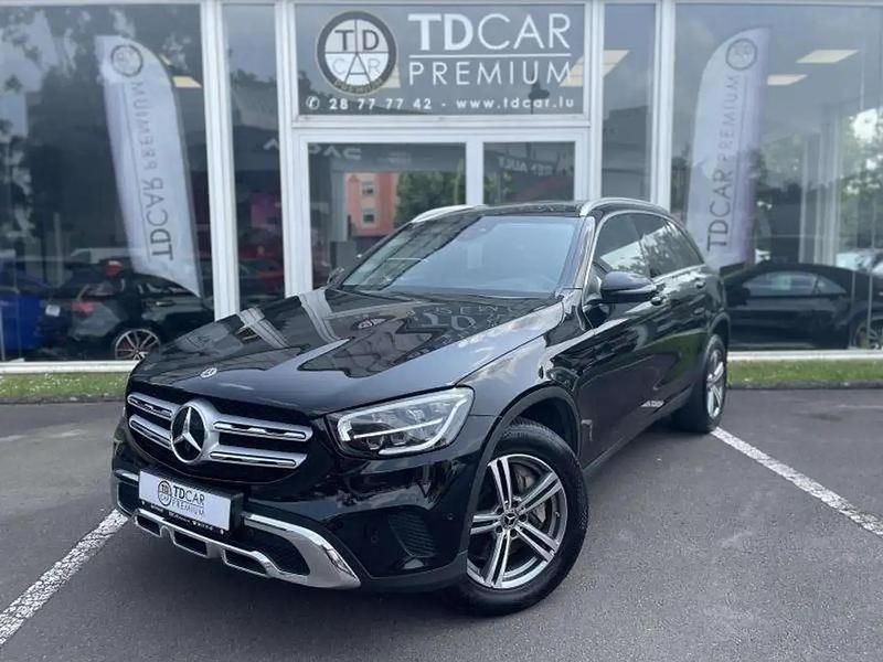 Noir Utilisé 2020 Mercedes GLC300 SUV | 38 990 € (Prix juste) - Image 1/4