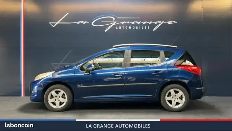 Bleu Utilisé 2010 Peugeot 207 Break | 3 990 € (Prix juste) - Image 1/4