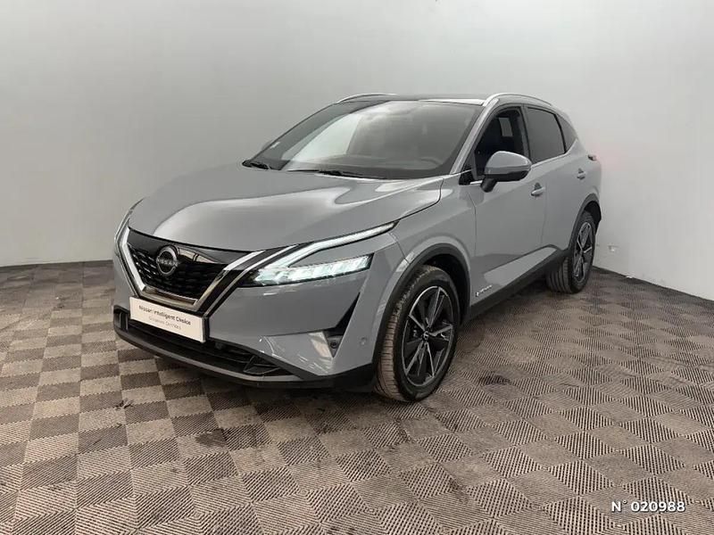 Gris Utilisé 2024 Nissan Qashqai Tekna SUV | 27 990 € (Prix juste) - Image 1/4