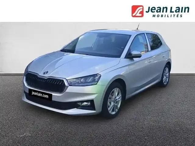 Noir Occasion 2025 Skoda Fabia Selection Citadine | 20 140 € (Prix juste) - Image 1/4