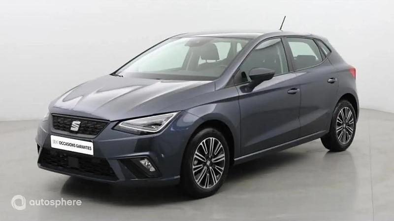 Gris Utilisé 2024 Seat Ibiza Copa Berline | 18 999 € (Prix juste) - Image 1/4
