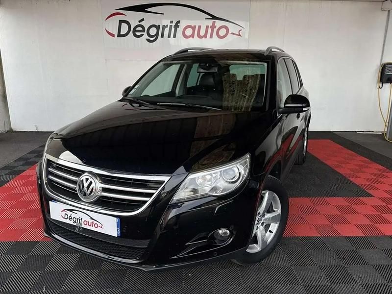 Noir Utilisé 2011 VW Tiguan Sportline SUV | 10 990 € (Prix juste) - Image 1/4