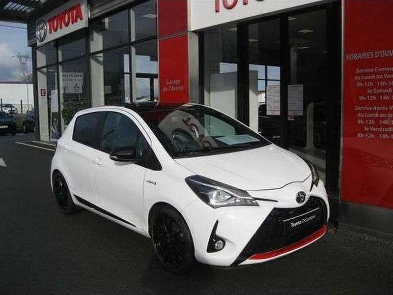 Occasion 2020 Toyota Yaris Hybrid Sport Berline | 15 900 € (Prix juste) - Image 1/1
