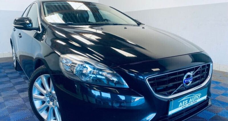 Utilisé 2013 Volvo V40 Summum Break | 7 490 € - Image 1/4