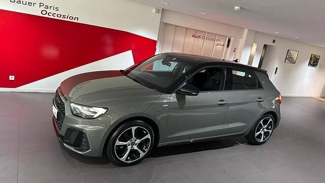 Gris chronos métallisé Utilisé 2024 Audi A1 Sportback S-Line Citadine | 32 880 € - Image 1/4