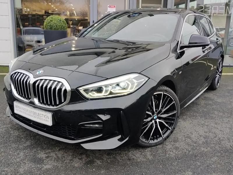 Noir Utilisé 2021 BMW 118 M Sport Citadine | 29 990 € (Prix juste) - Image 1/4