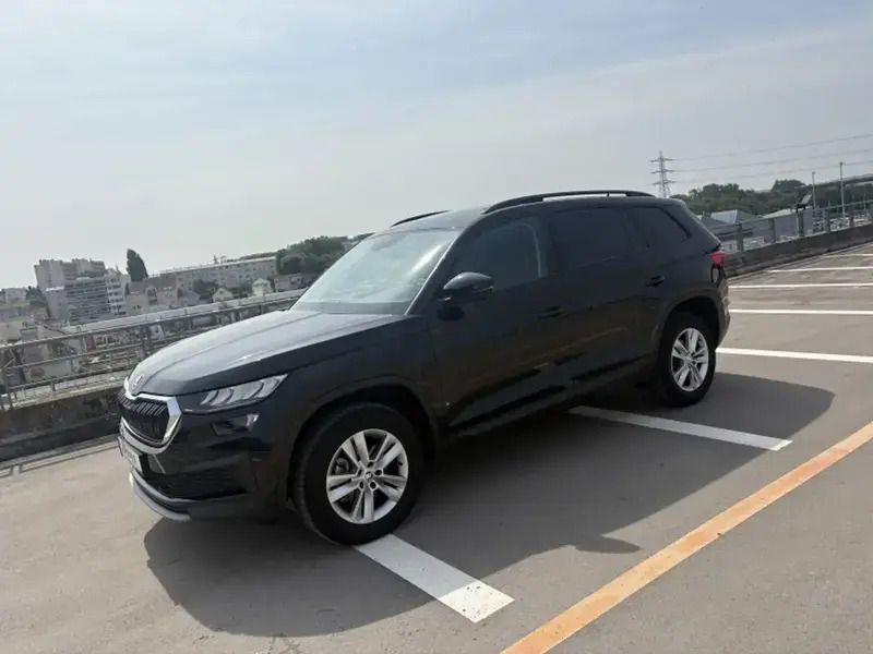 Utilisé 2022 Skoda Kodiaq Style SUV | 32 990 € (Prix juste) - Image 1/4