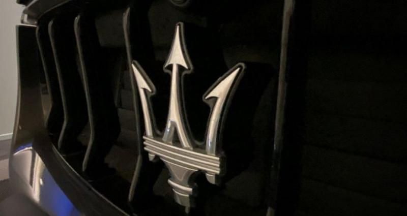Image 3/4